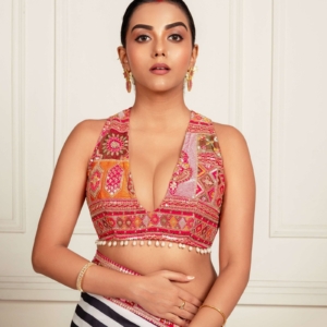 FUCHSIA FUSION FOXY BLOUSE