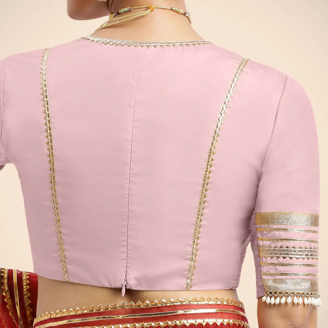 NafeezaTyohaar-Pose13-BabyPink